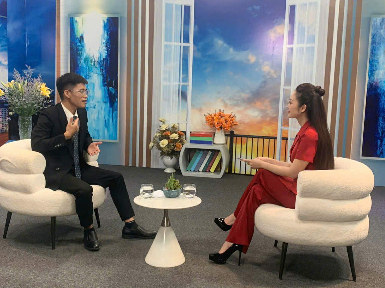 Trung Voice xuất hiện trên truyền hình